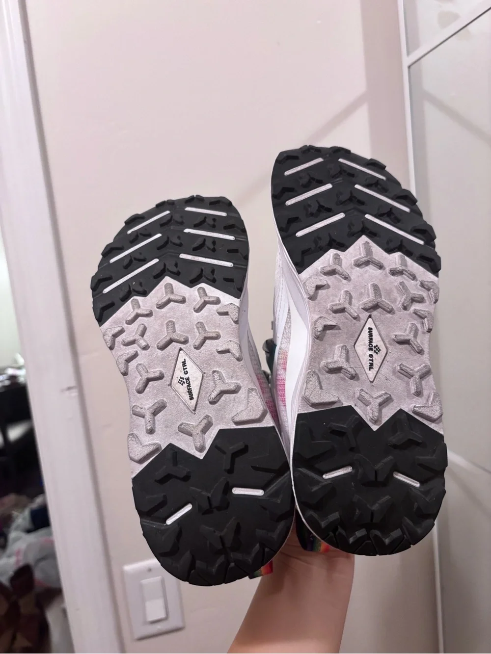 The North Face White VECTIV Mesh Trail Sneakers Pride Women’s 7